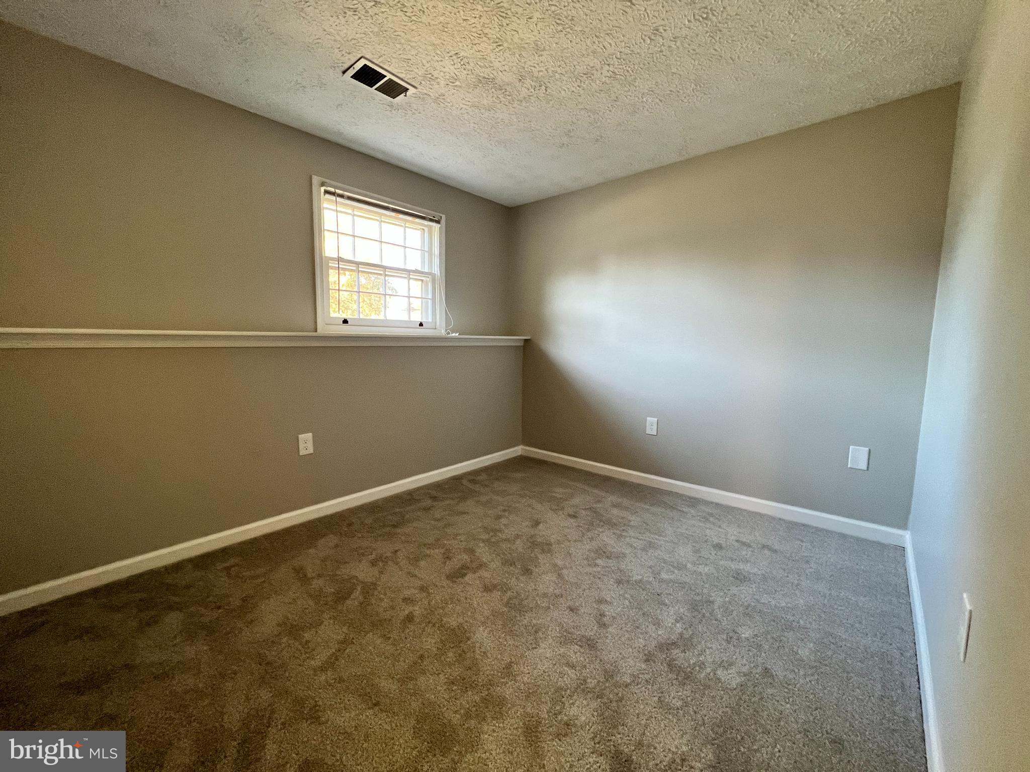 BREEZEWOOD - Residential