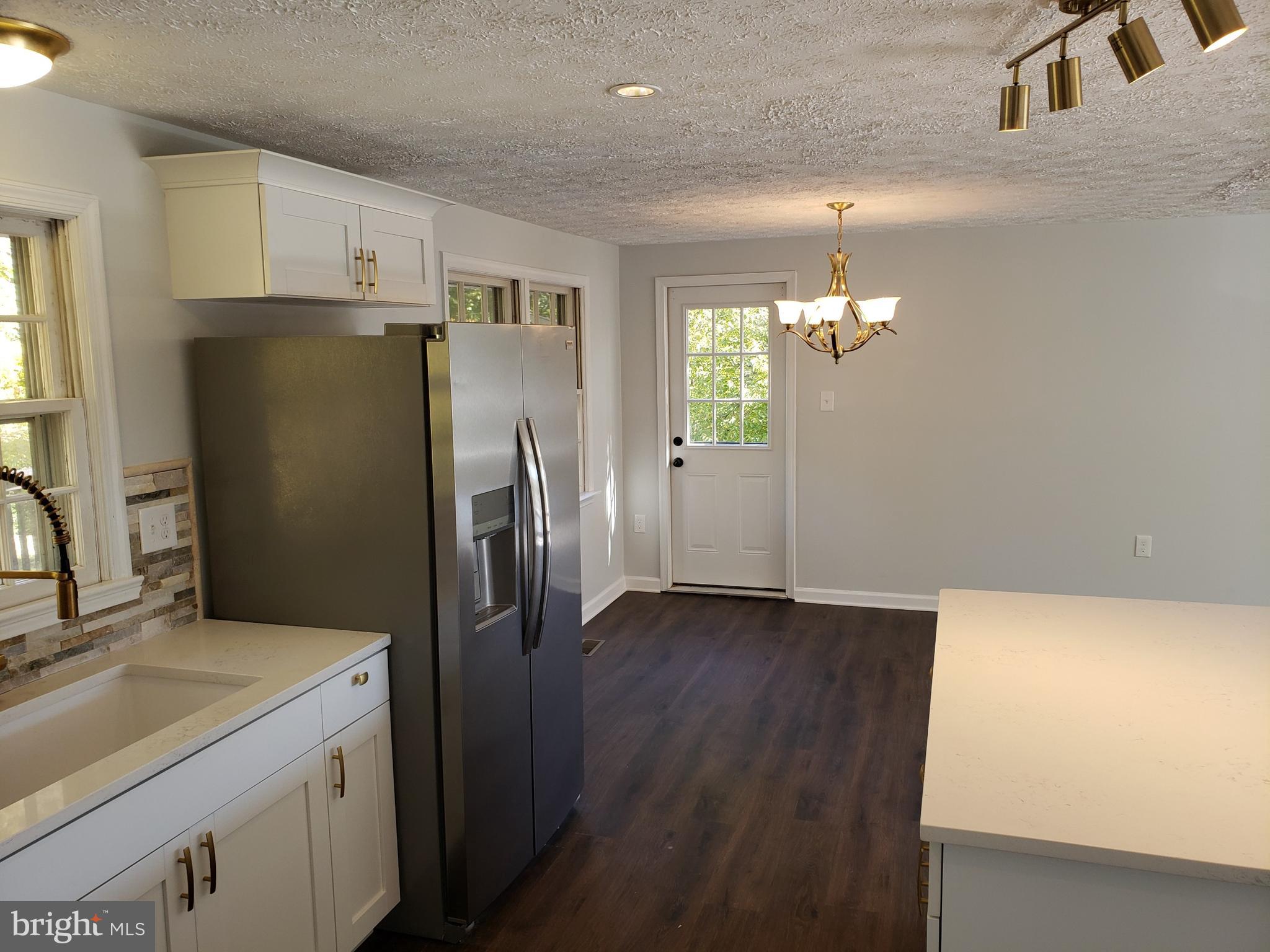 BREEZEWOOD - Residential