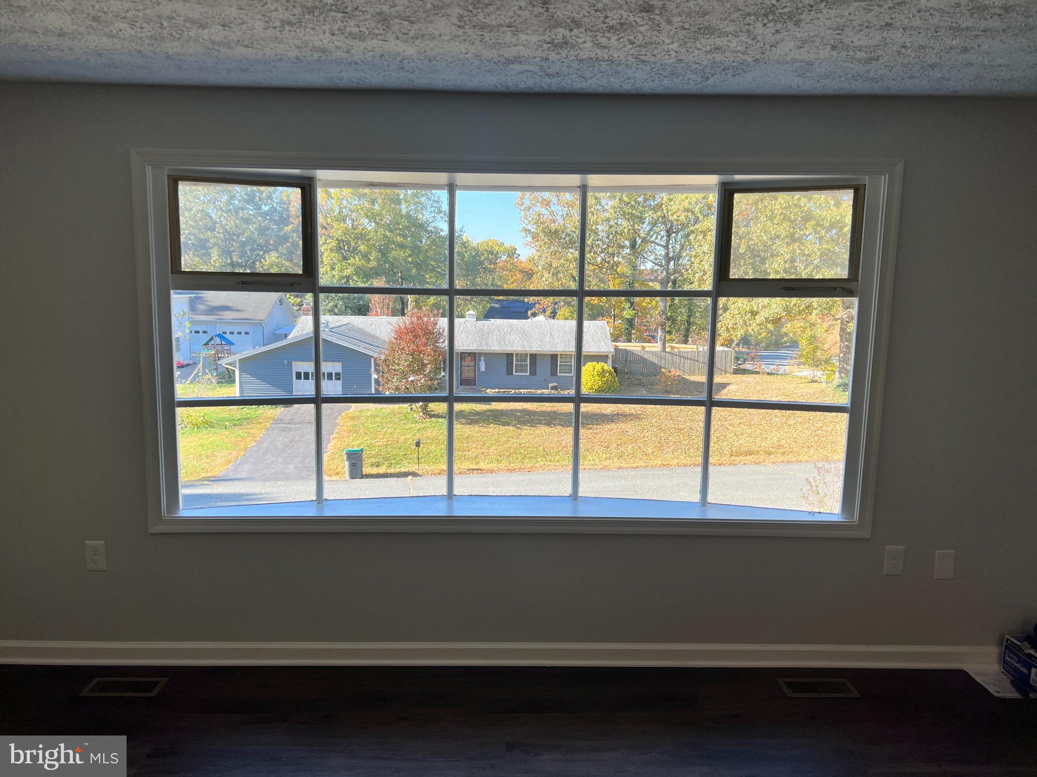 BREEZEWOOD - Residential