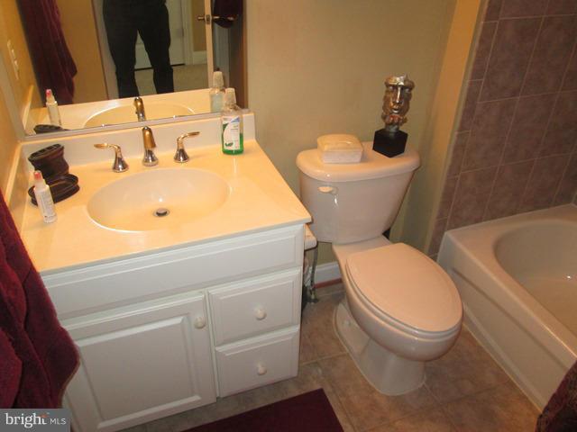 POTOMAC CLUB - Residential