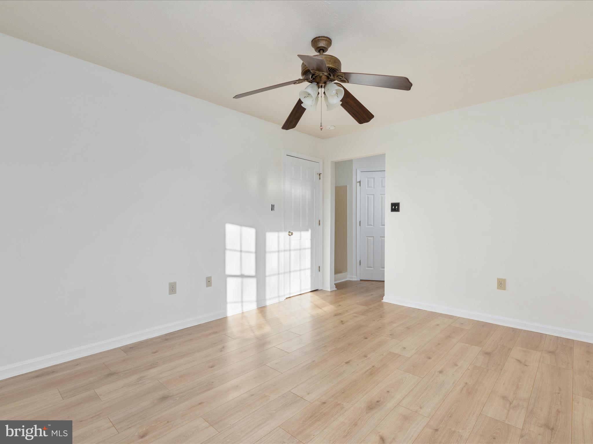 SIGNAL KNOLLS - Residential