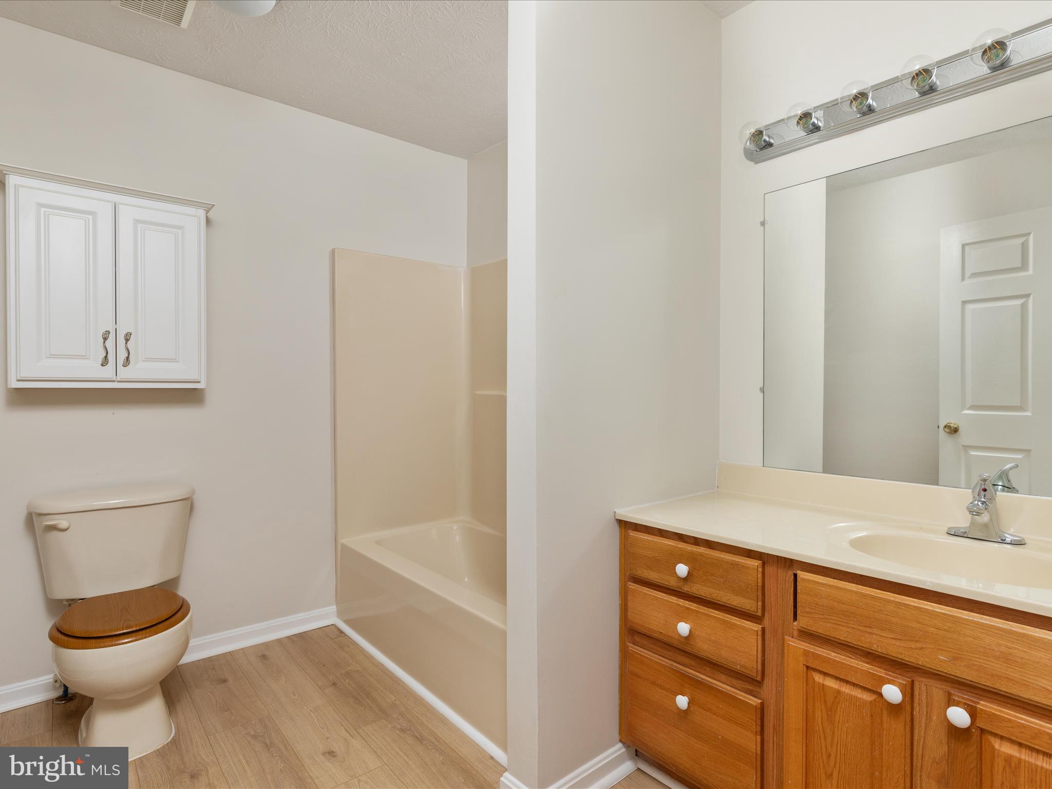 SIGNAL KNOLLS - Residential