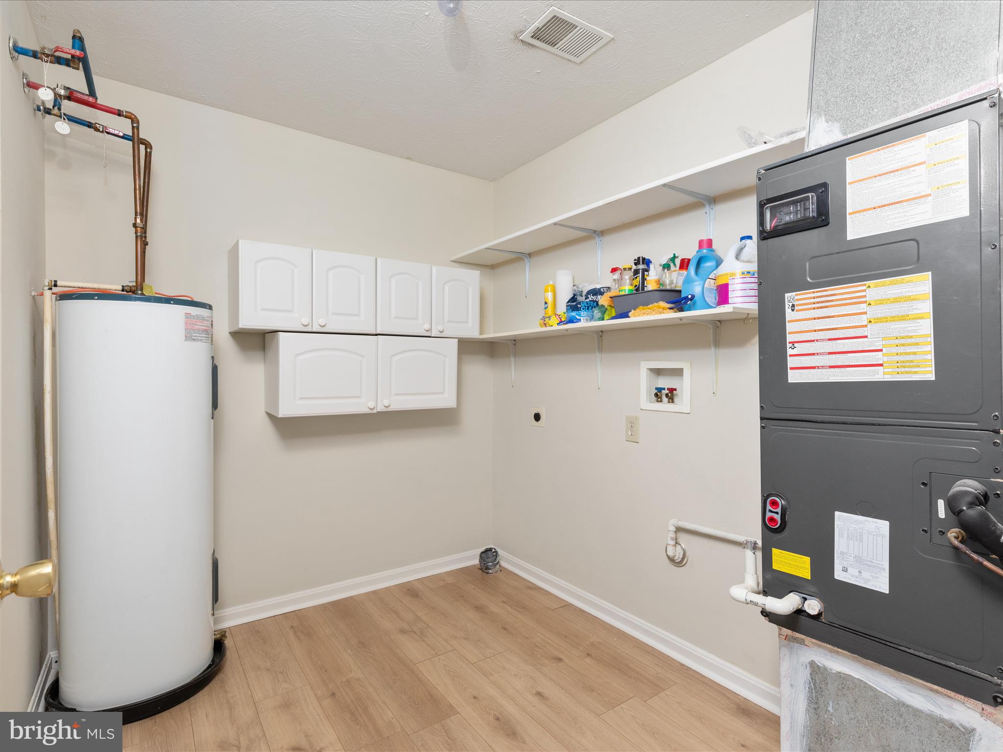 SIGNAL KNOLLS - Residential