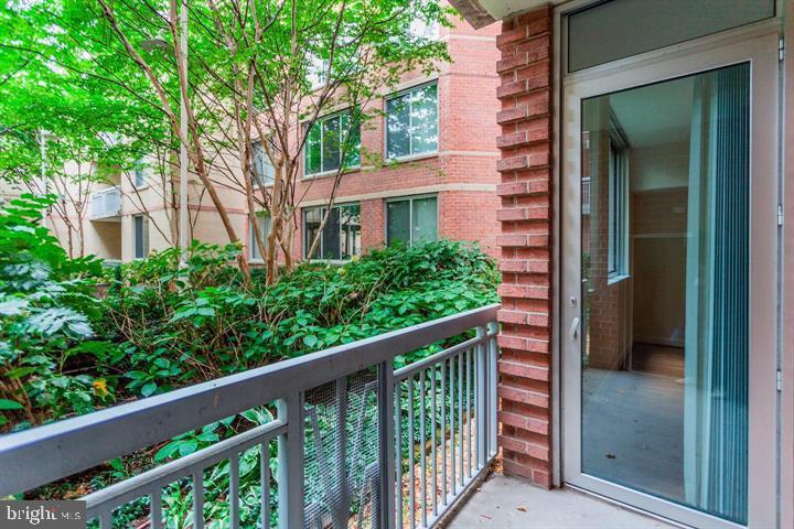 THE PHOENIX CONDOMINIUMS - Residential Lease