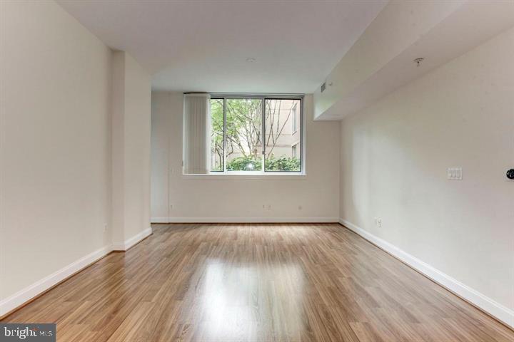 THE PHOENIX CONDOMINIUMS - Residential Lease