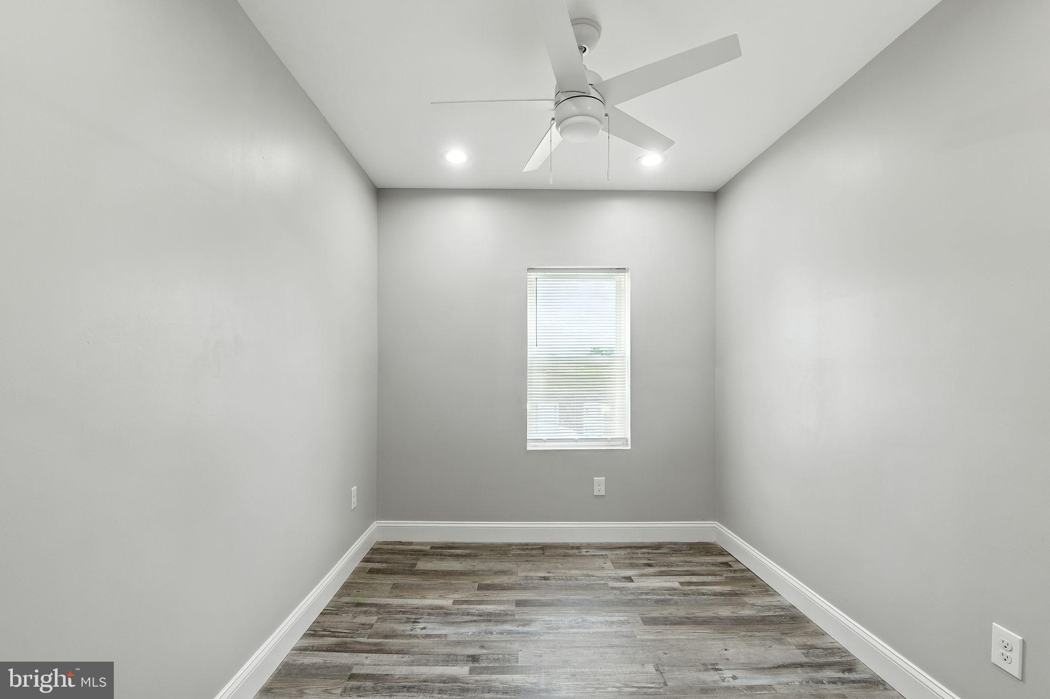 MILTON-MONTFORD - Residential