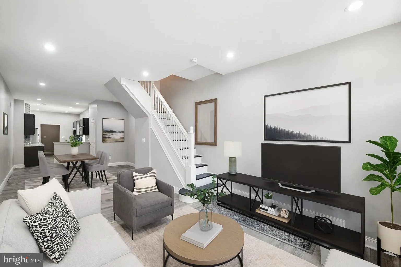 Baltimore, Maryland 21205, United States, 4 Bedrooms Bedrooms, ,5 BathroomsBathrooms,Residential,Active,232224