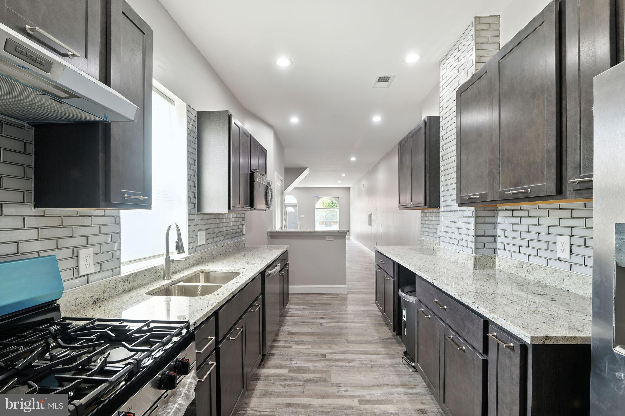 MILTON-MONTFORD - Residential