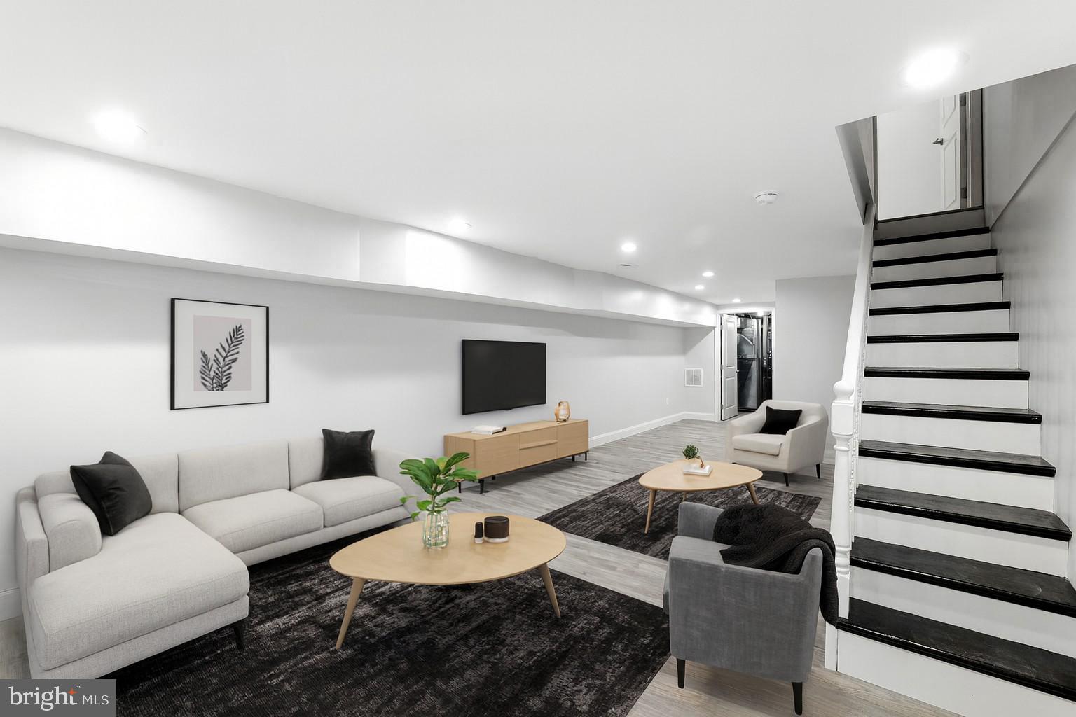 MILTON-MONTFORD - Residential