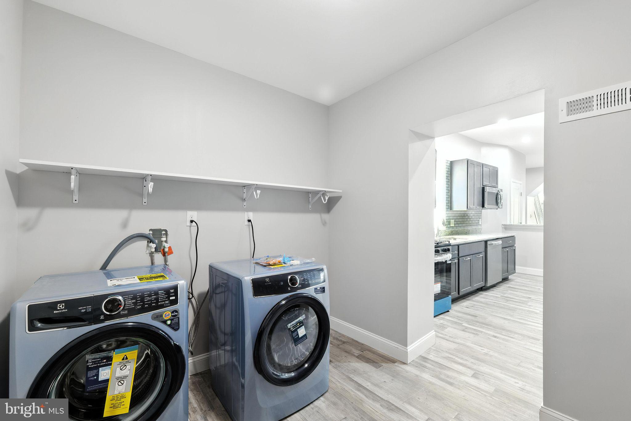 MILTON-MONTFORD - Residential