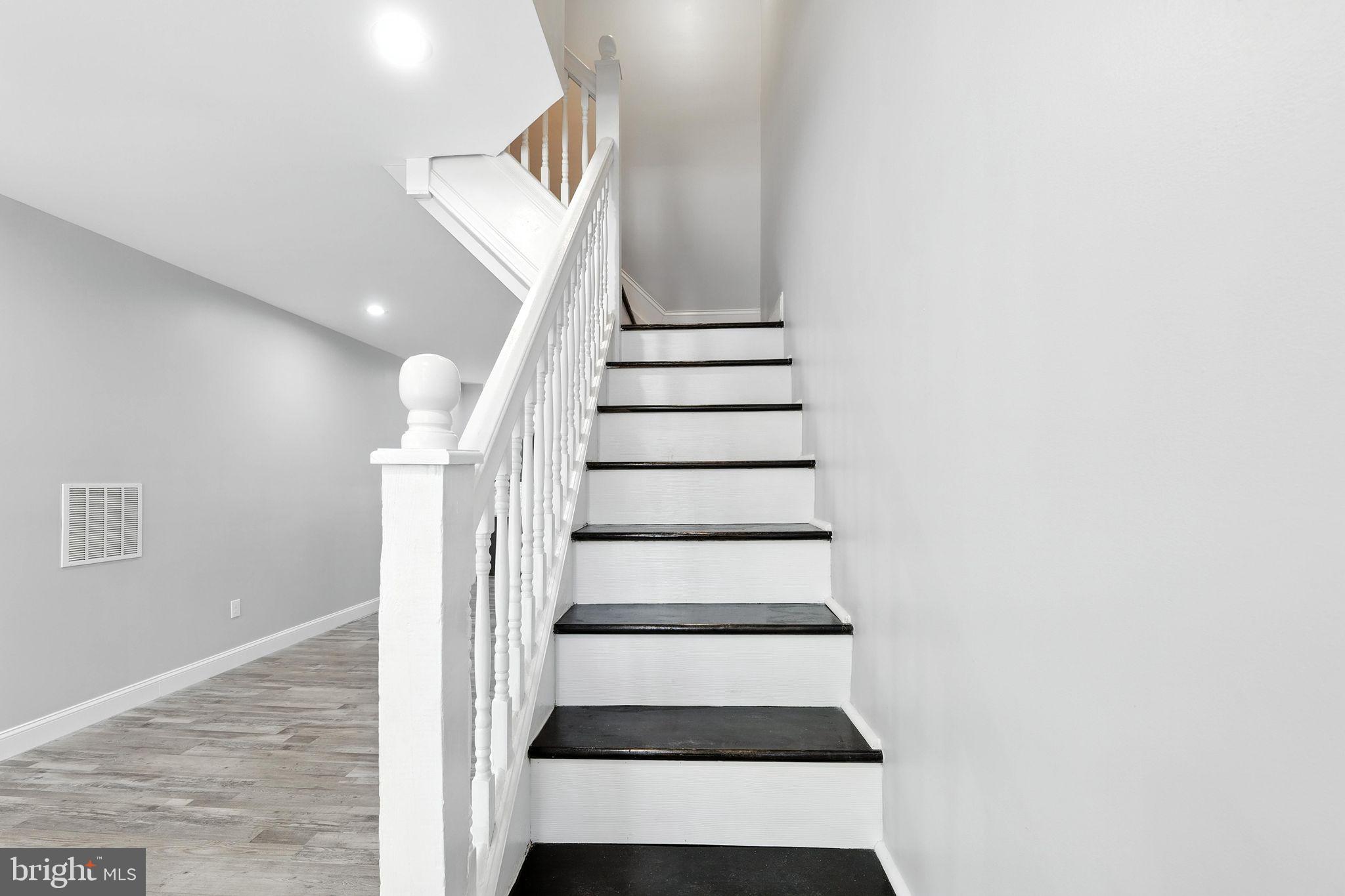 MILTON-MONTFORD - Residential