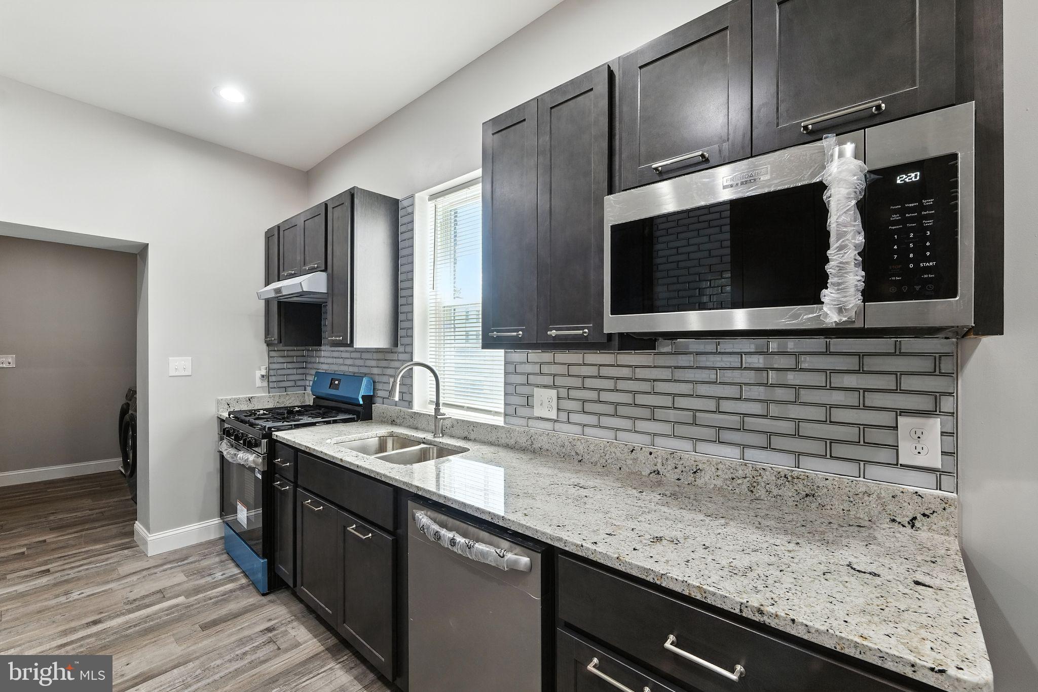 MILTON-MONTFORD - Residential