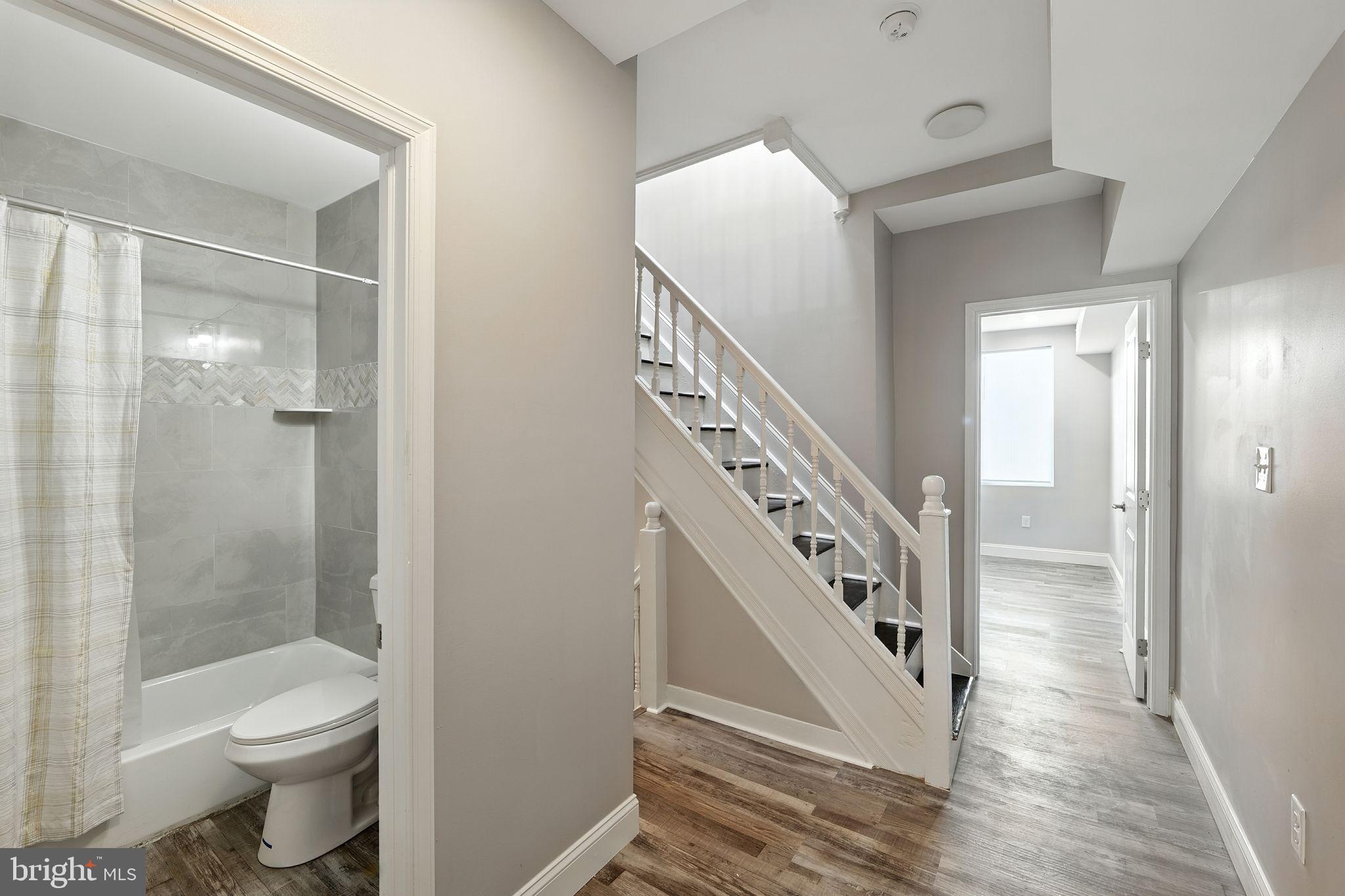 MILTON-MONTFORD - Residential