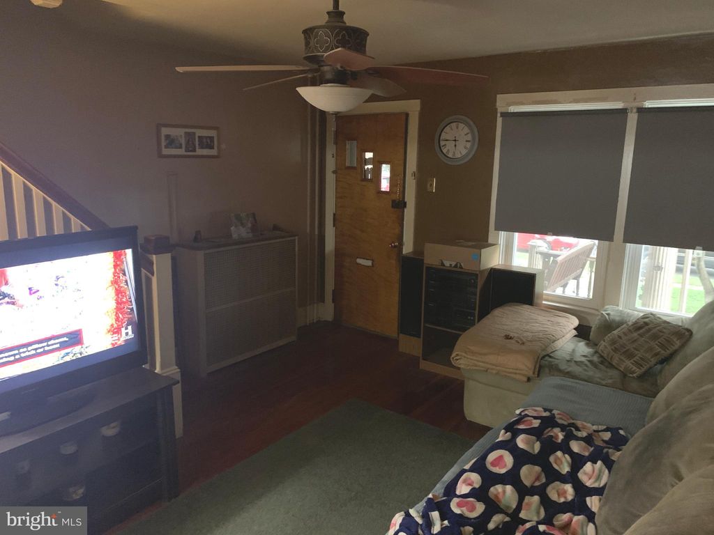 Photo of 726 NEW HOLLAND AVE, LANCASTER, PA 17602 (MLS # PALA2038820)