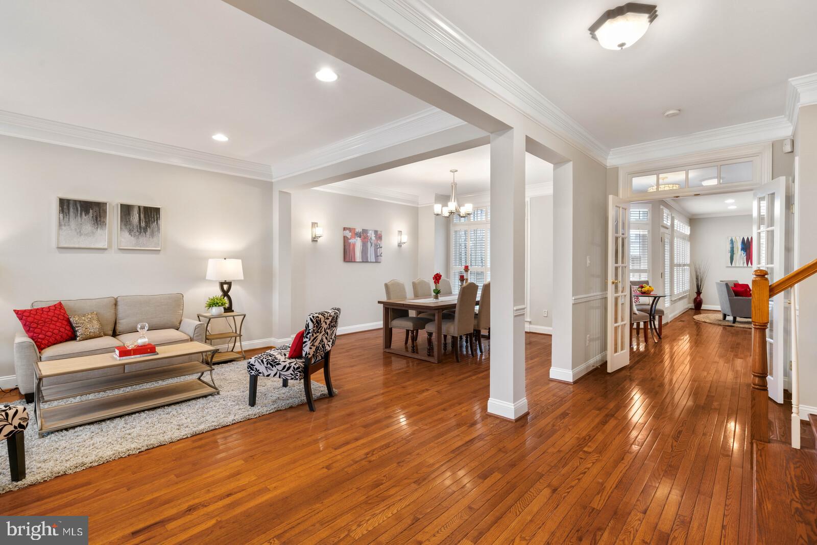 MCLEAN VILLAGE - Residential