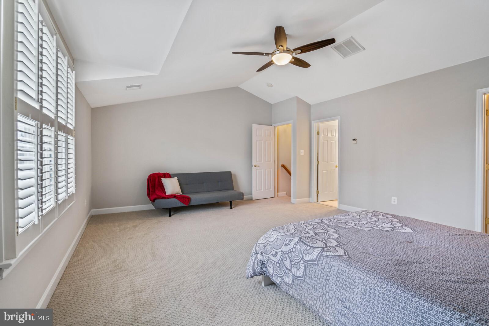 MCLEAN VILLAGE - Residential