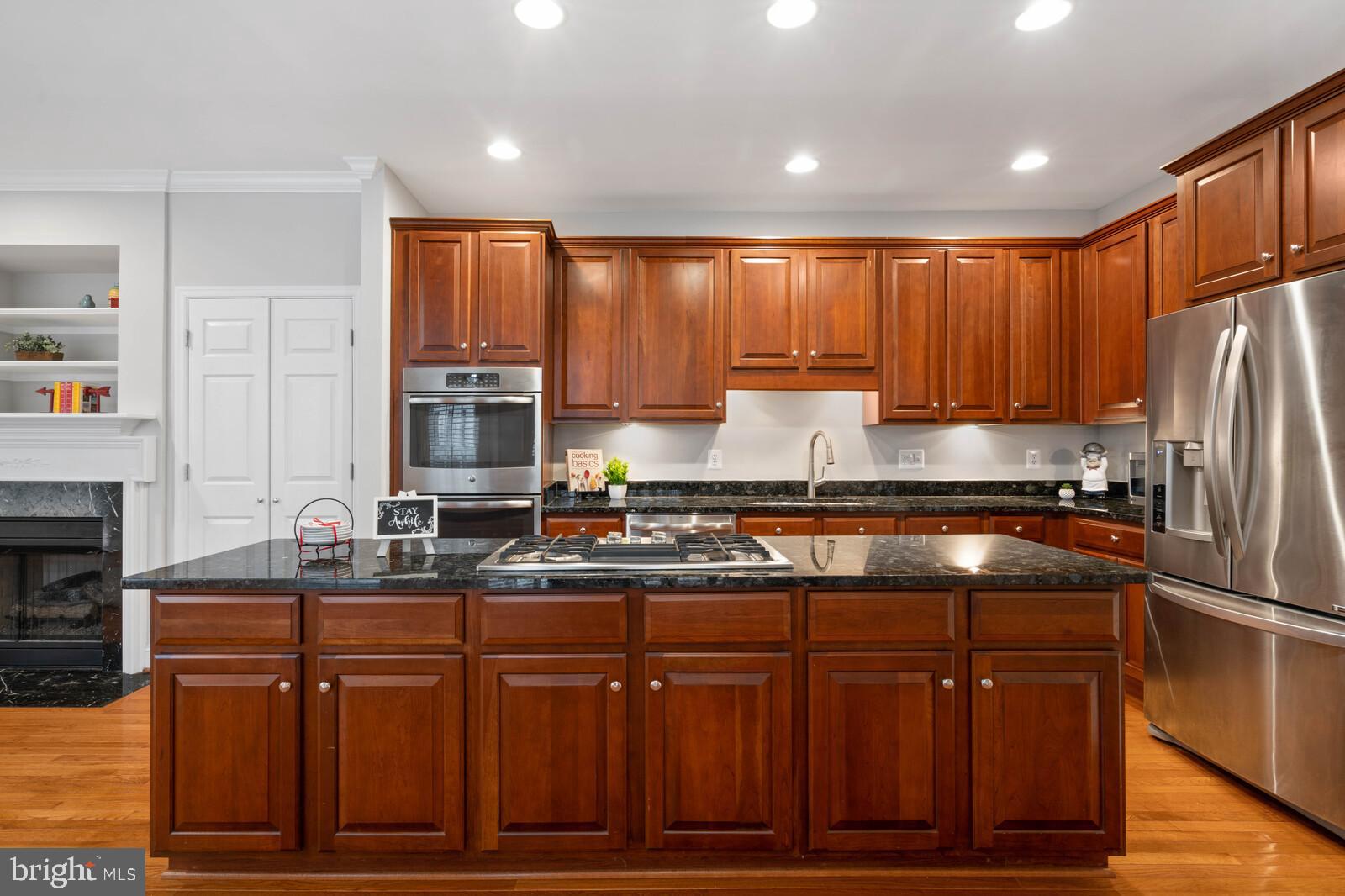 MCLEAN VILLAGE - Residential