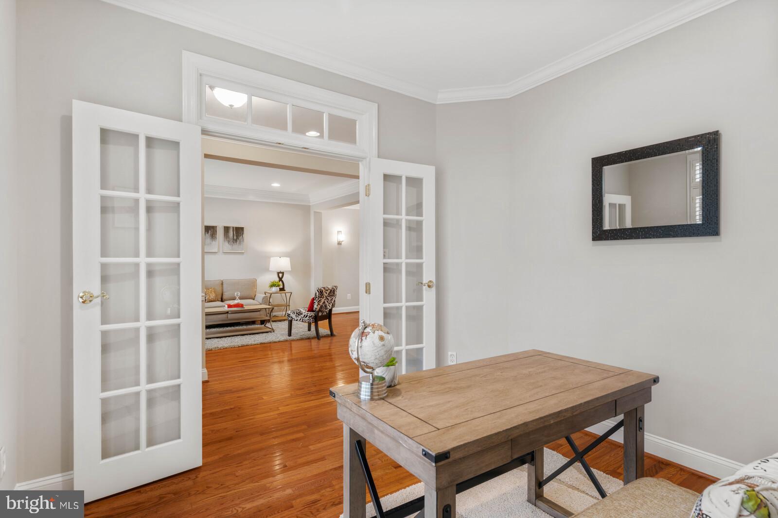 MCLEAN VILLAGE - Residential