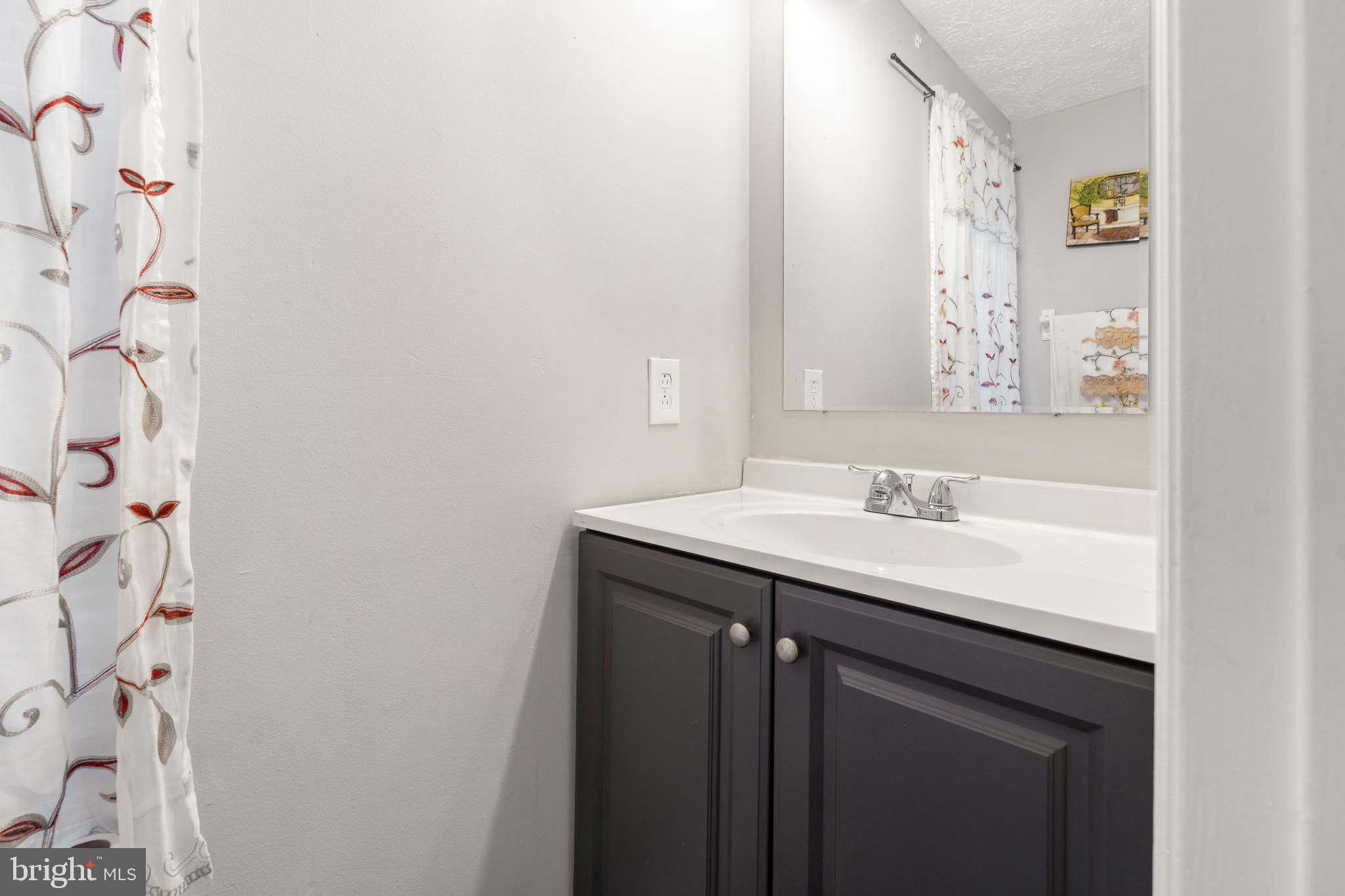 INDIAN CREEK VILLAGE - Residential