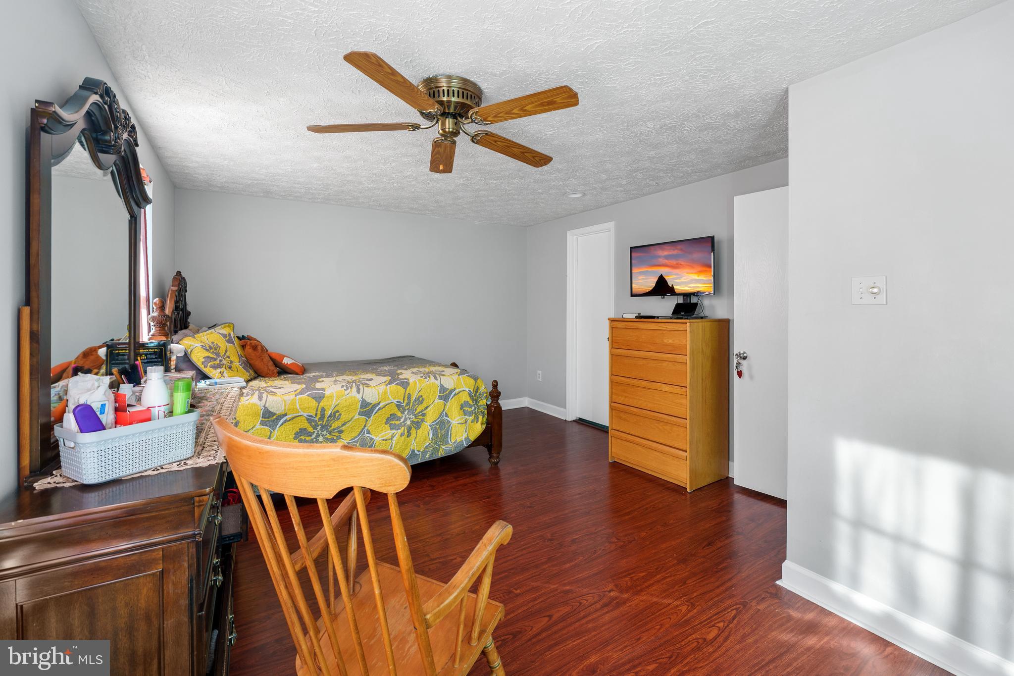 INDIAN CREEK VILLAGE - Residential