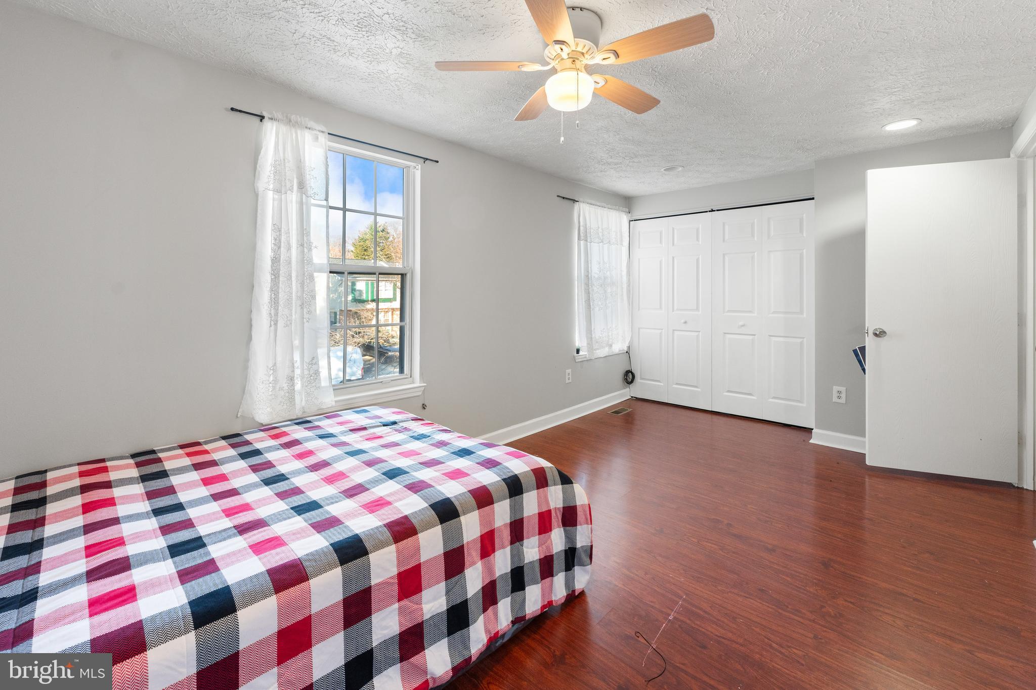 INDIAN CREEK VILLAGE - Residential