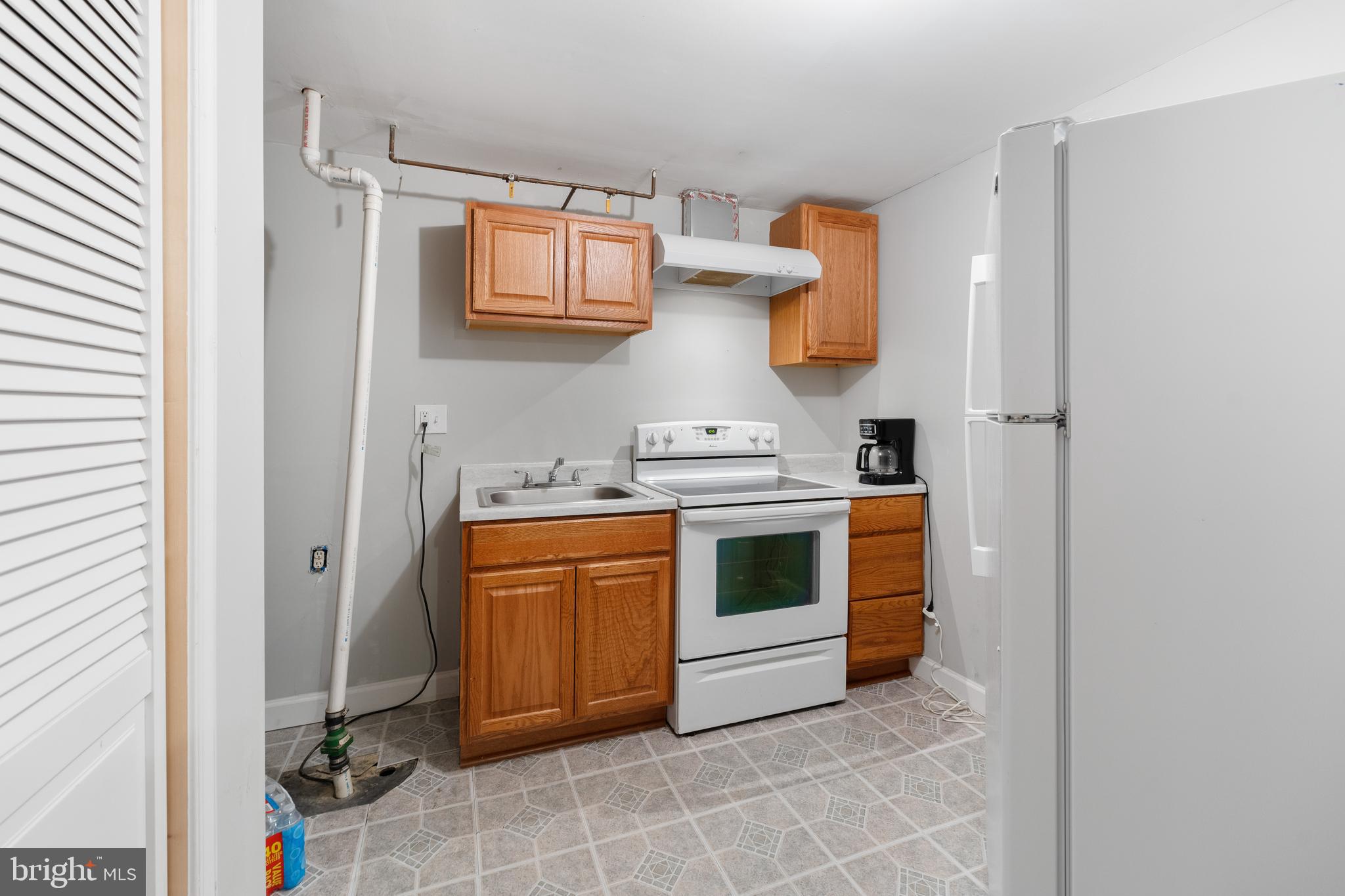 INDIAN CREEK VILLAGE - Residential