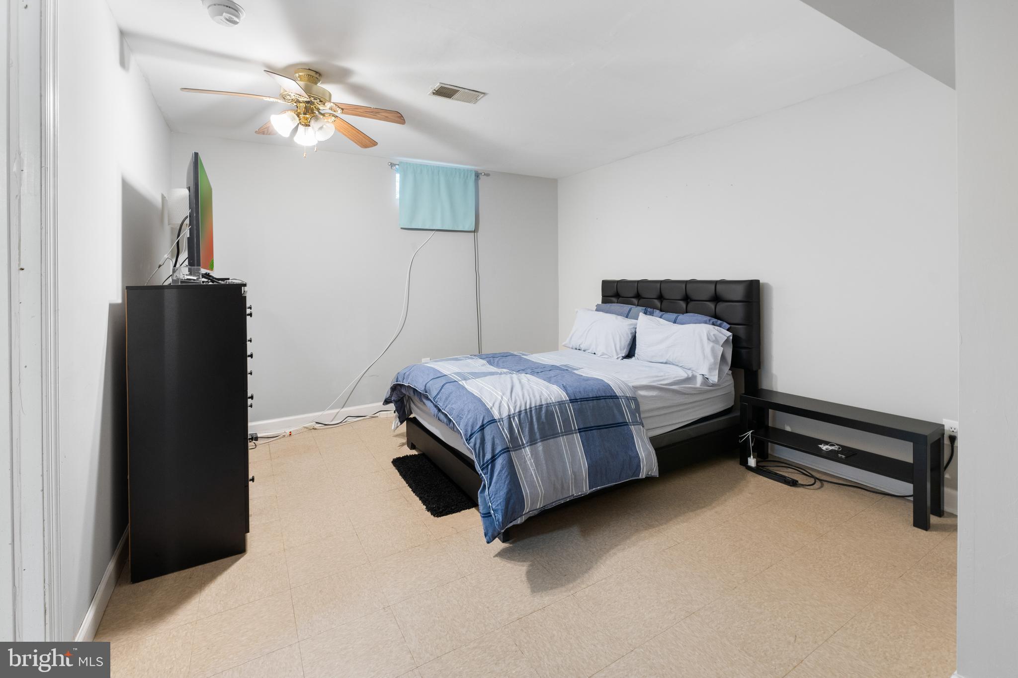 INDIAN CREEK VILLAGE - Residential