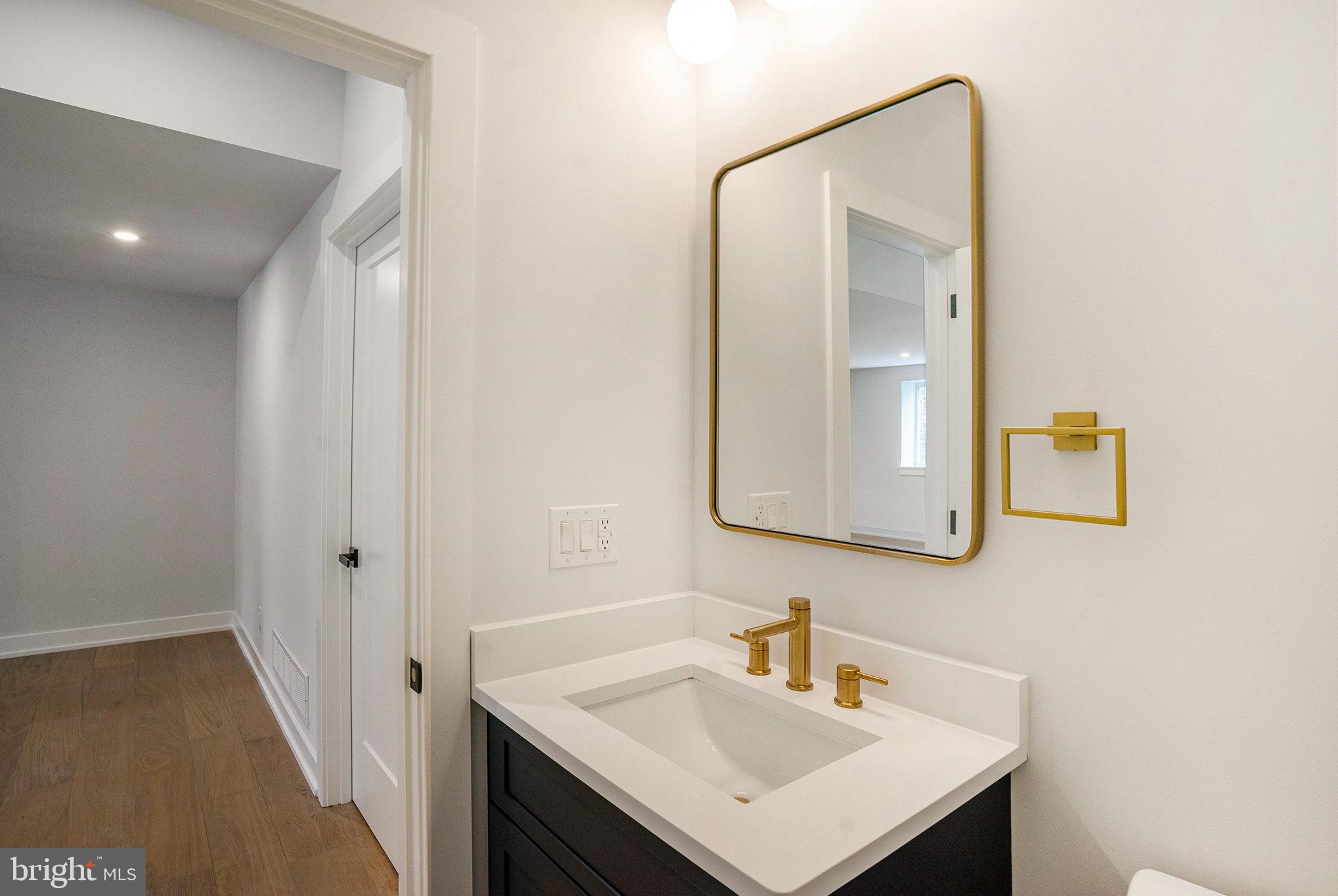 CONSHOHOCKEN - Residential