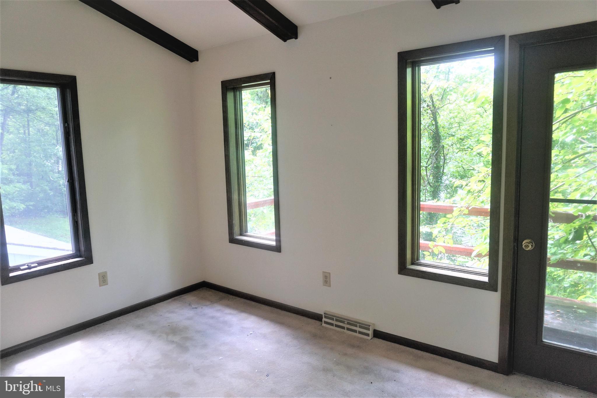 HONEYWOOD - Residential