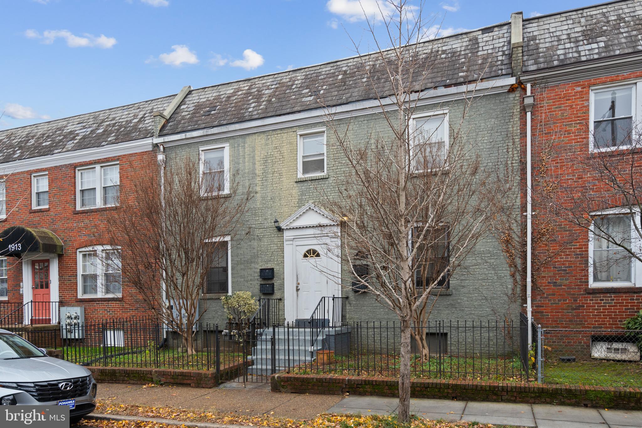 1909 ROSEDALE STREET NE 3