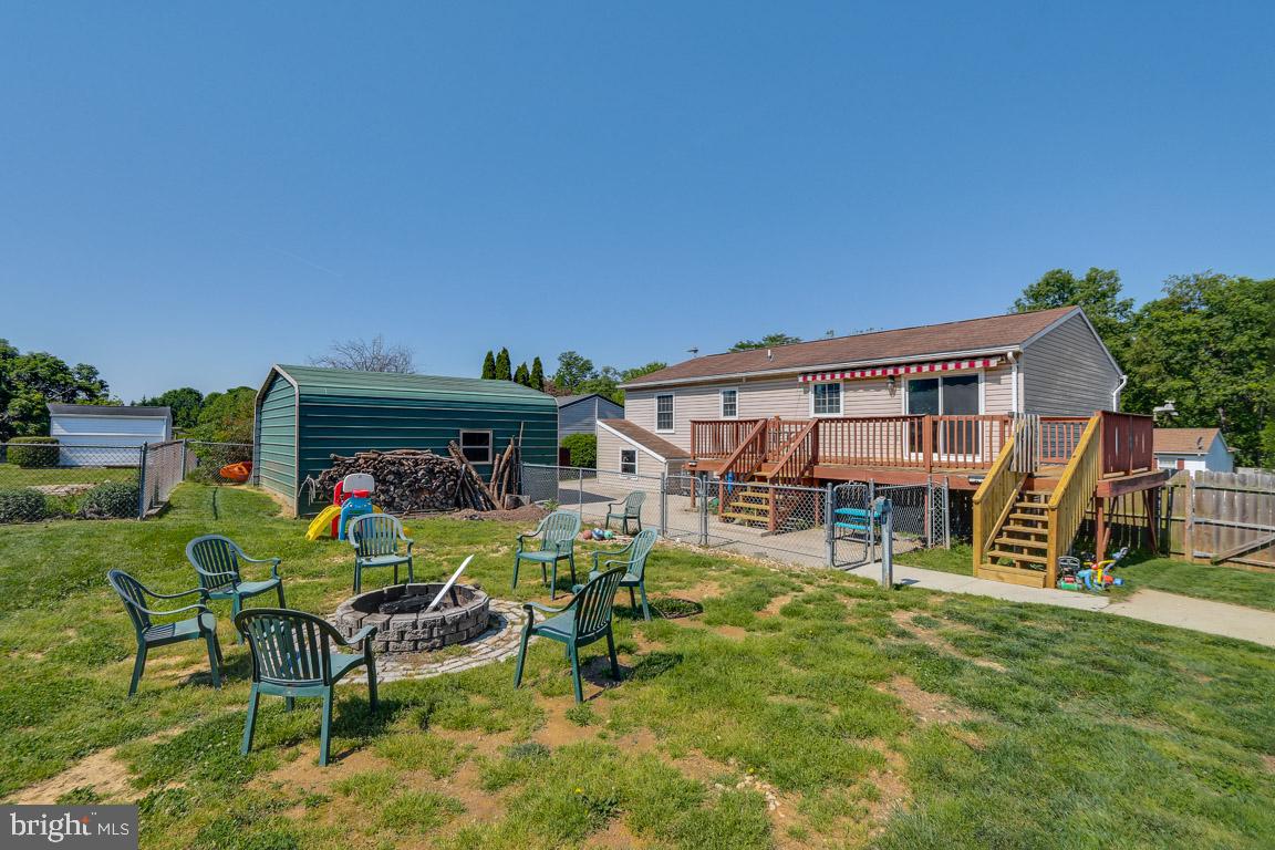 WOODPOINT MANOR - Residential