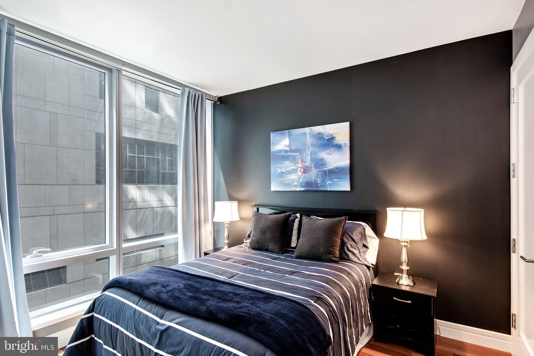 AVENUE OF THE ARTS - Residential