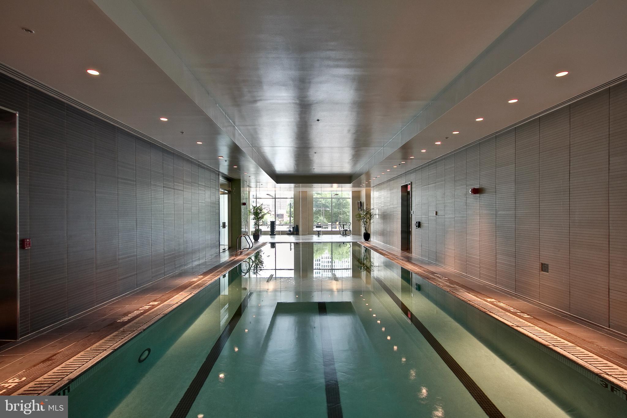 AVENUE OF THE ARTS - Residential