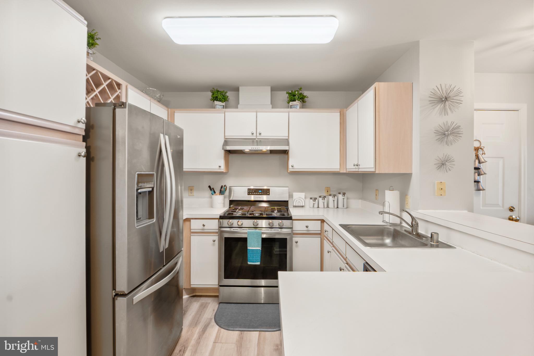 RUSSETT - Residential