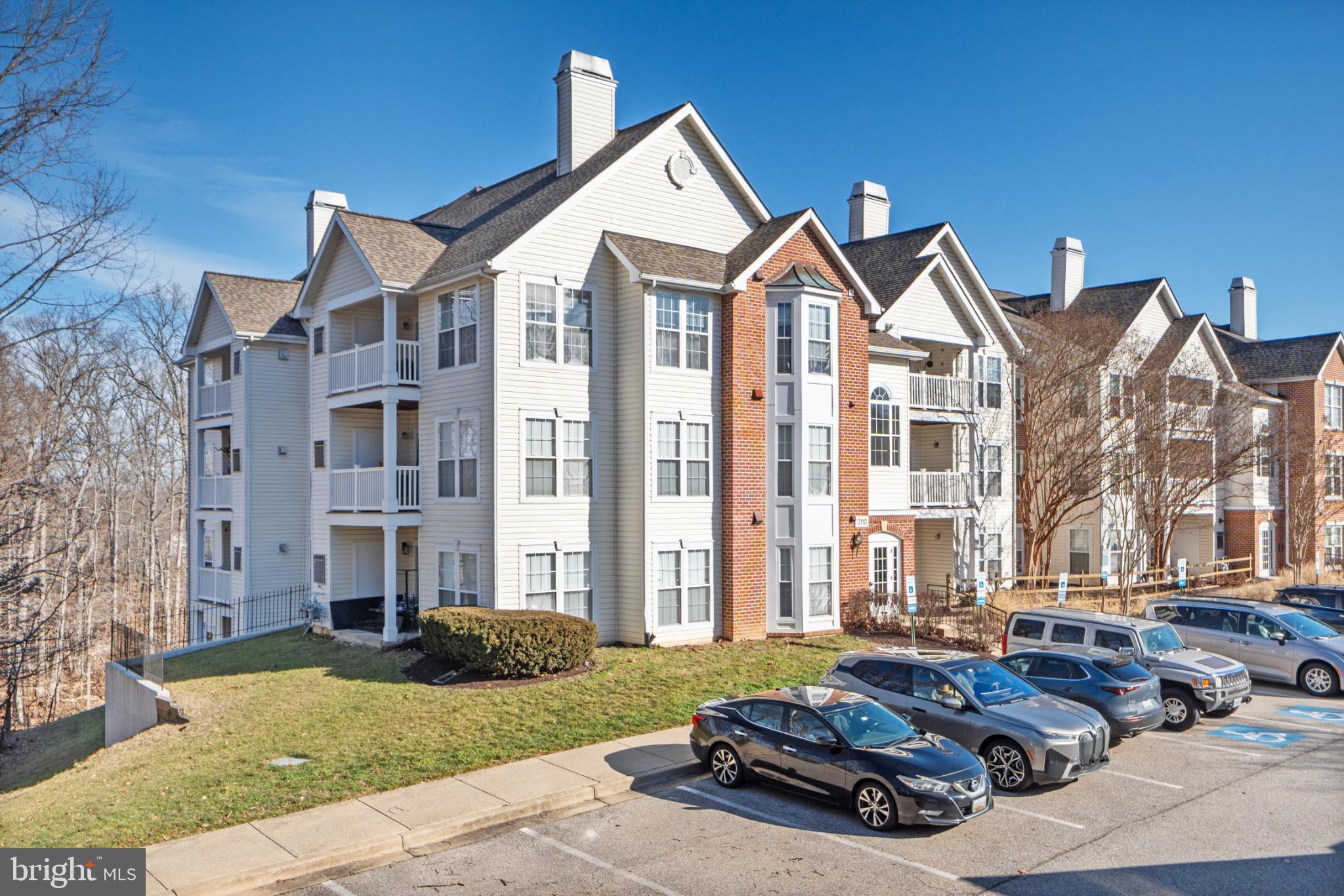 RUSSETT - Residential