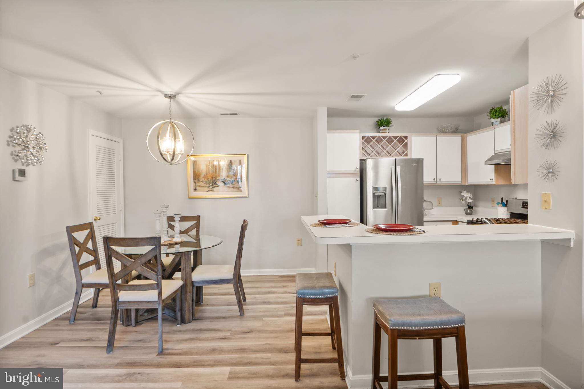 RUSSETT - Residential