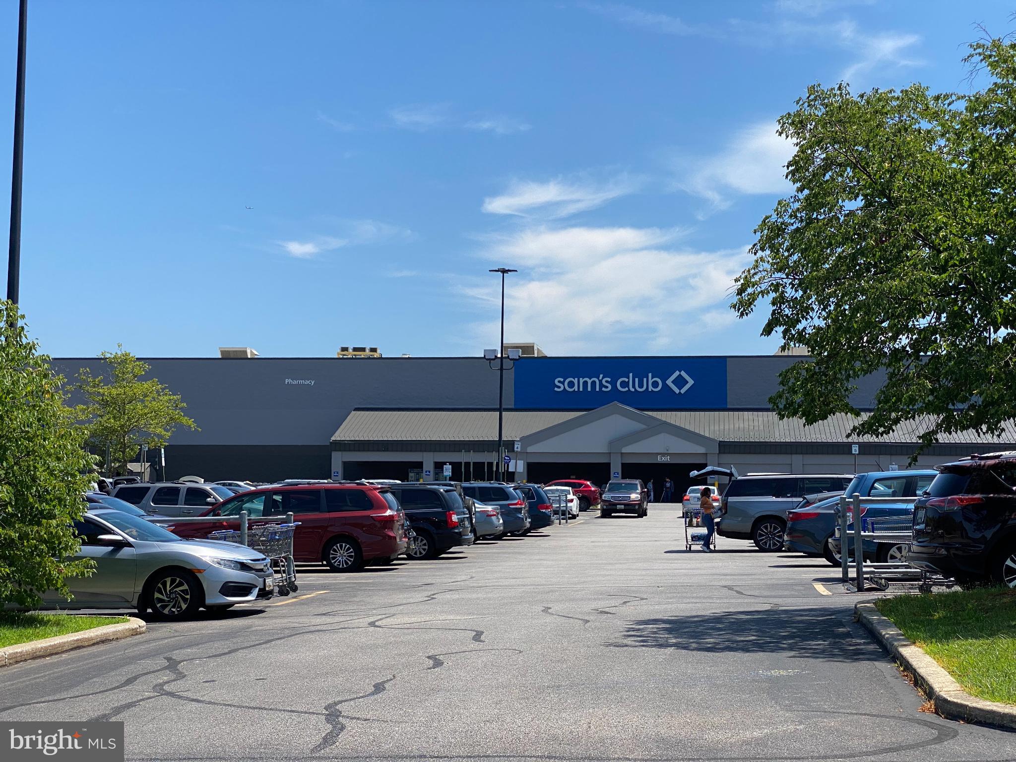 RUSSETT - Residential