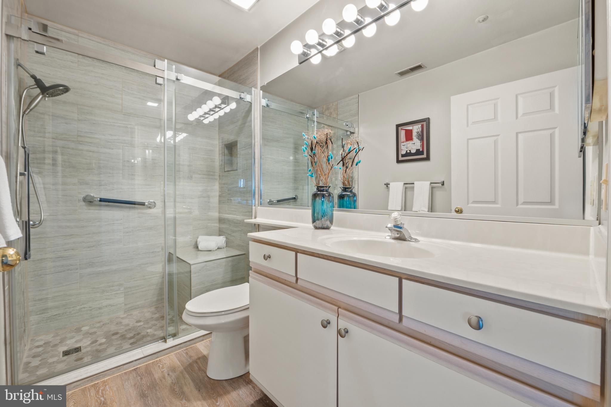 RUSSETT - Residential