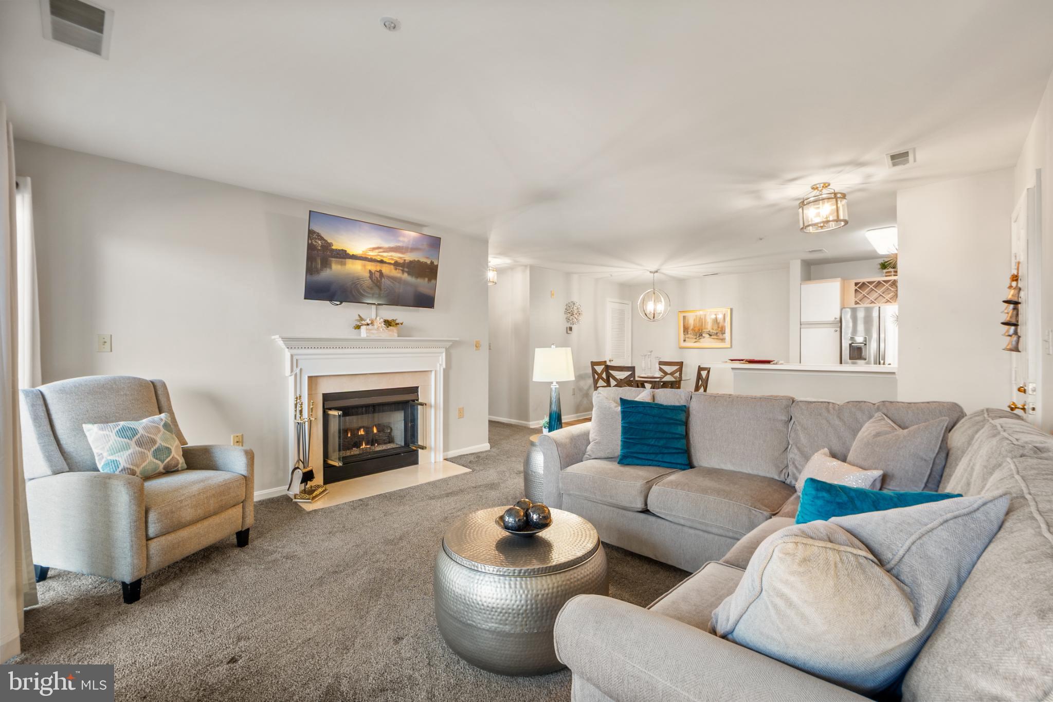 RUSSETT - Residential