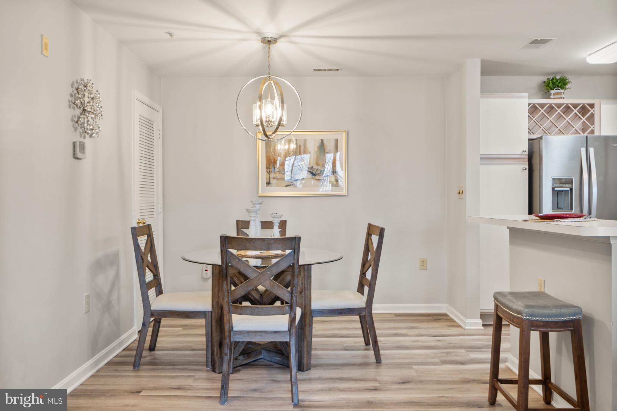 RUSSETT - Residential