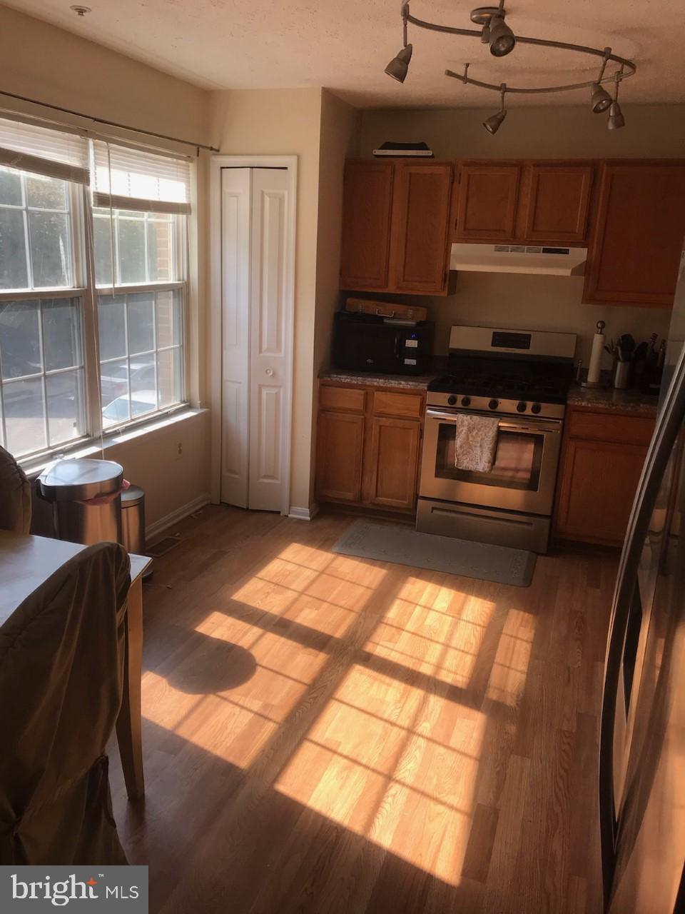 2542 STOW COURT