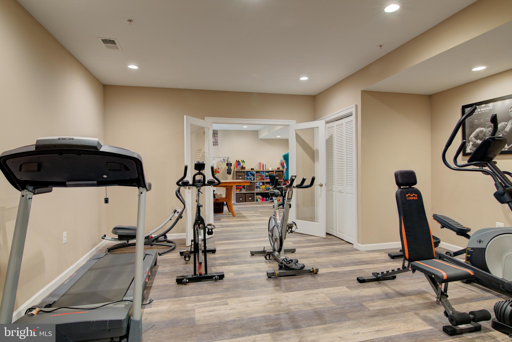 VILLAGES OF SAVANNAH - Residential