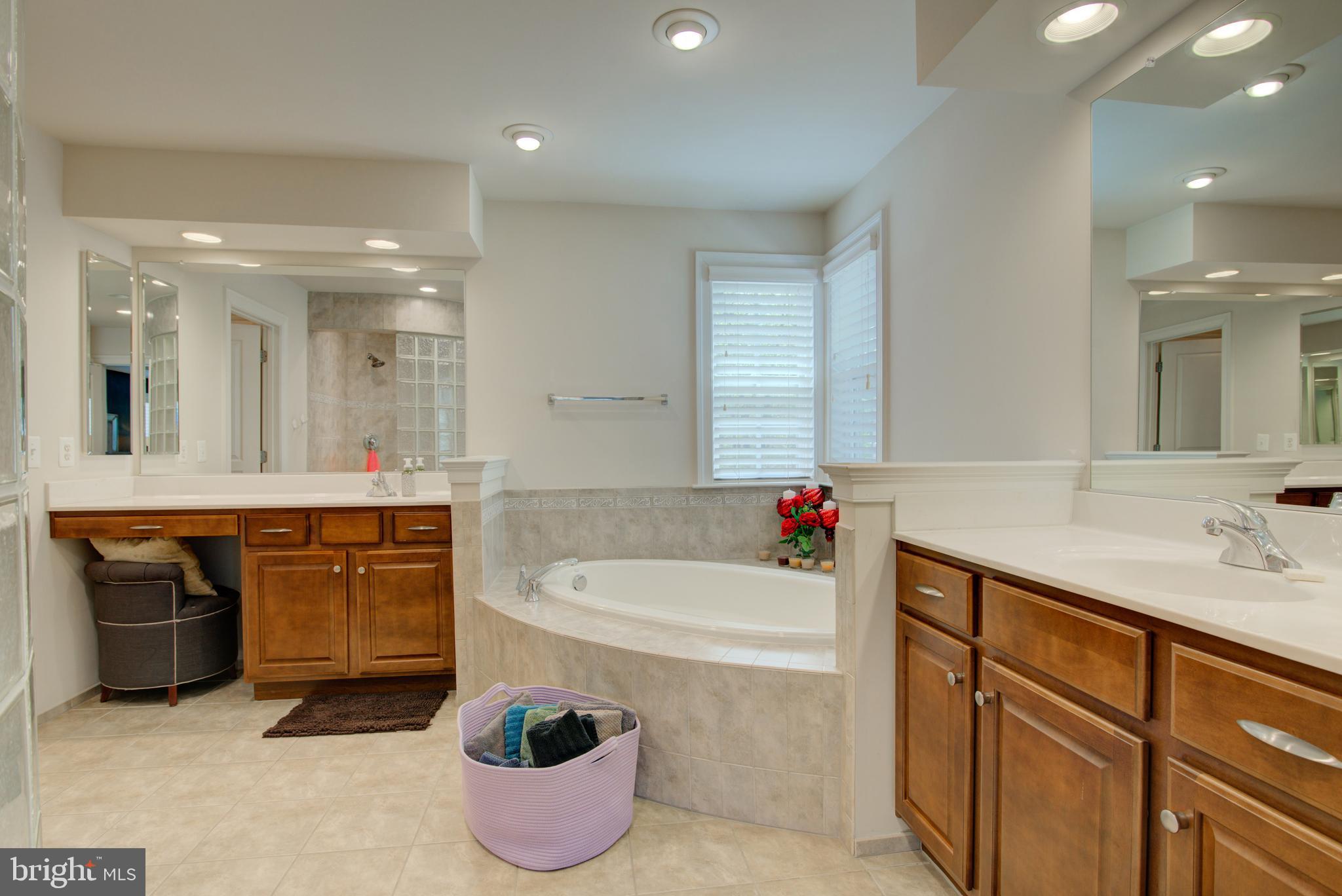 VILLAGES OF SAVANNAH - Residential