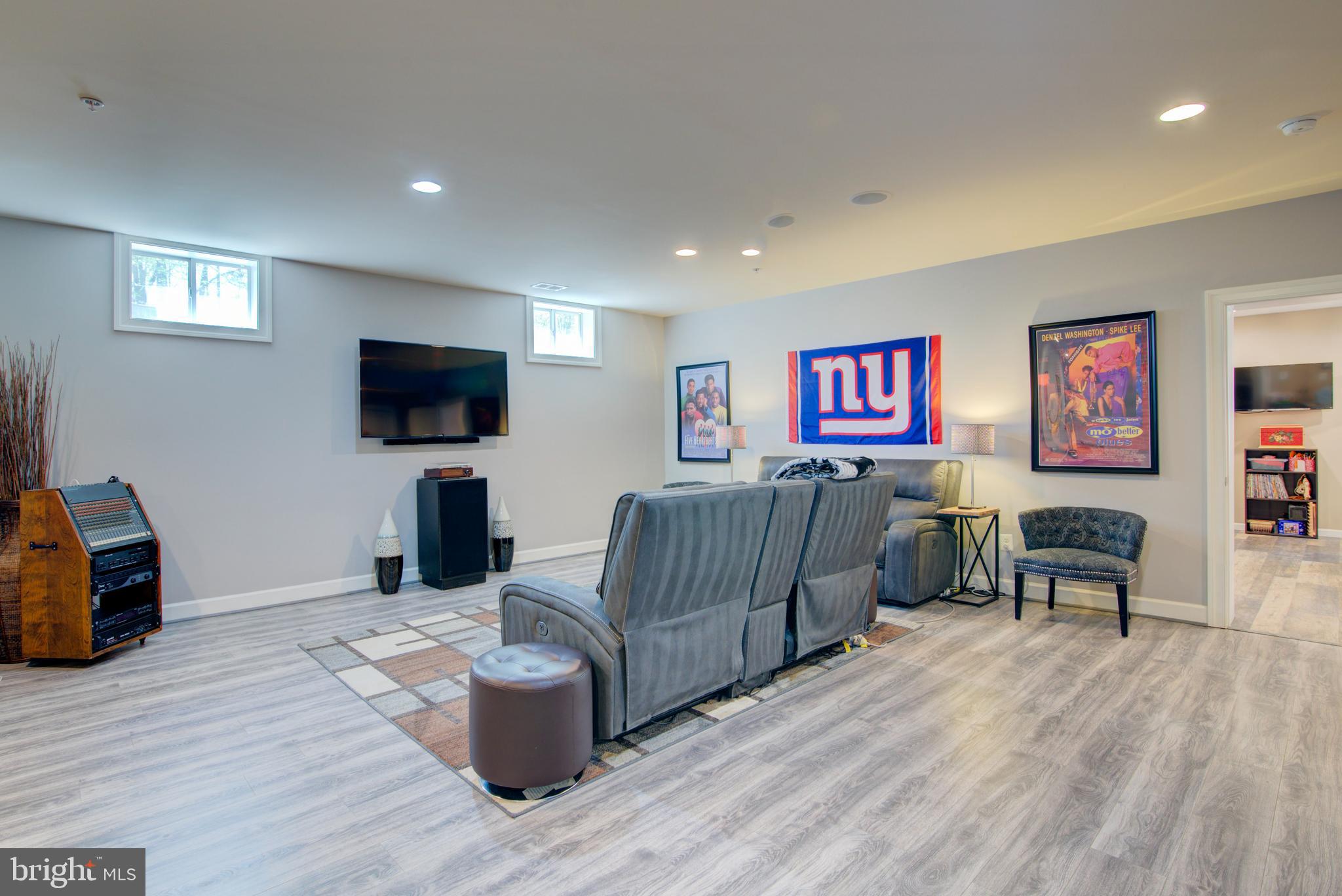 VILLAGES OF SAVANNAH - Residential