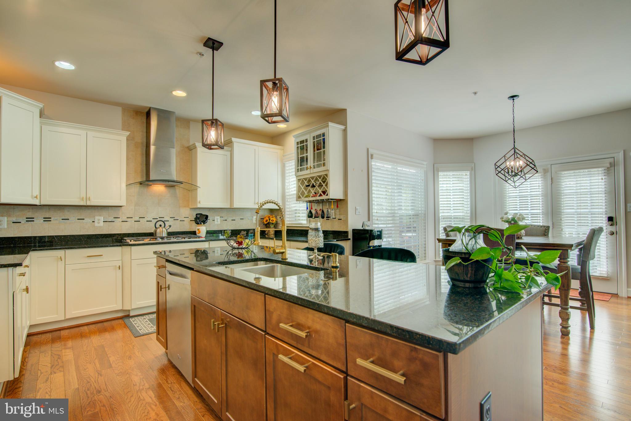 VILLAGES OF SAVANNAH - Residential