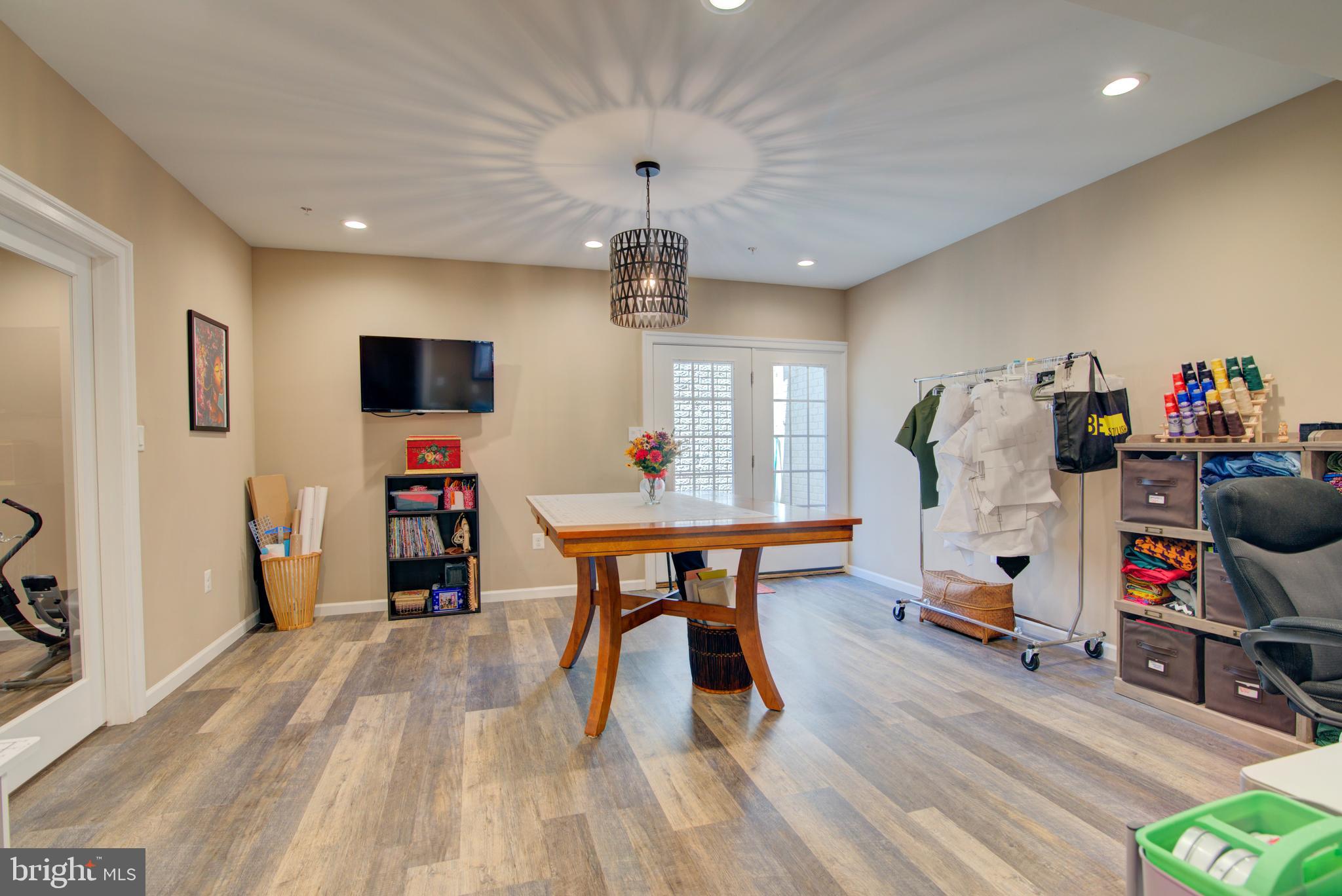 VILLAGES OF SAVANNAH - Residential