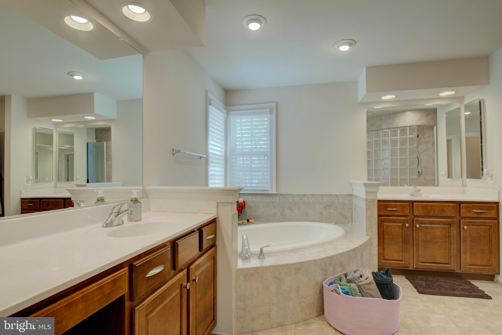 VILLAGES OF SAVANNAH - Residential