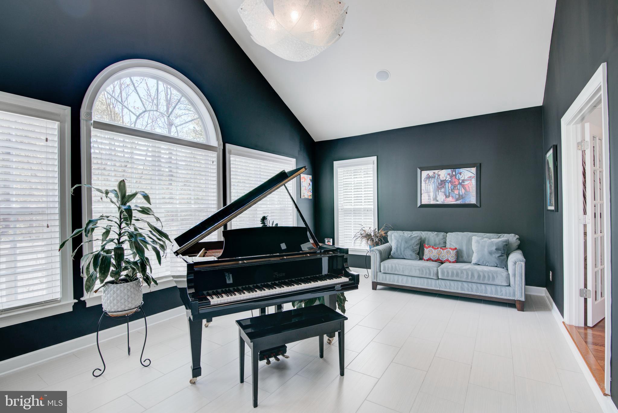 VILLAGES OF SAVANNAH - Residential