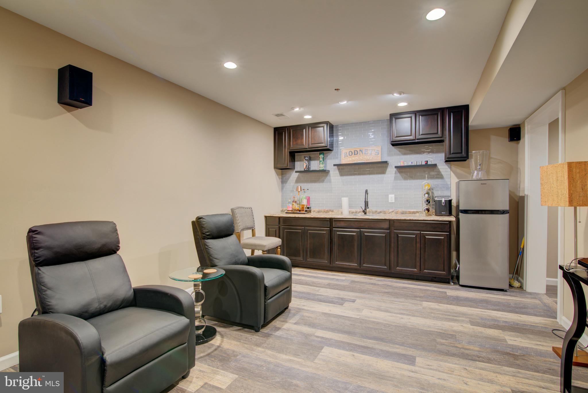 VILLAGES OF SAVANNAH - Residential