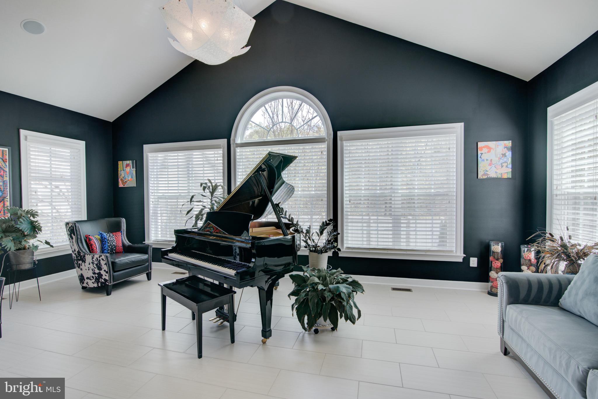 VILLAGES OF SAVANNAH - Residential